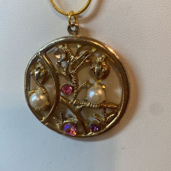 Vintage pendant 18” gold tone chain - Picture 2 of 3